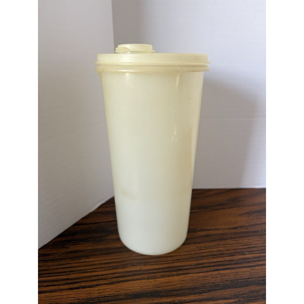Vintage Tupperware Container - 48 ounce Handolier Pitcher with Flip Top Lid